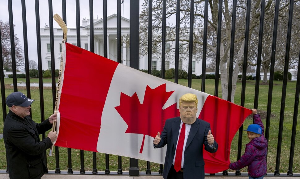 Ben Curtis / AP