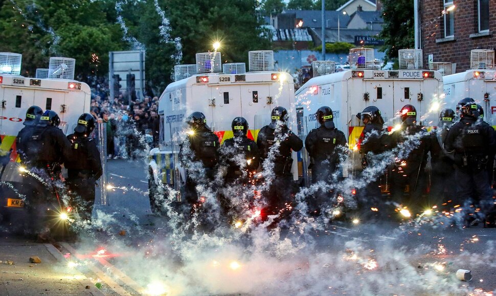 Riaušės Airijoje / PAUL FAITH / AFP