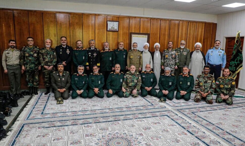 Irano pareigūnai / Iranian Army Office / ZUMAPRESS.com