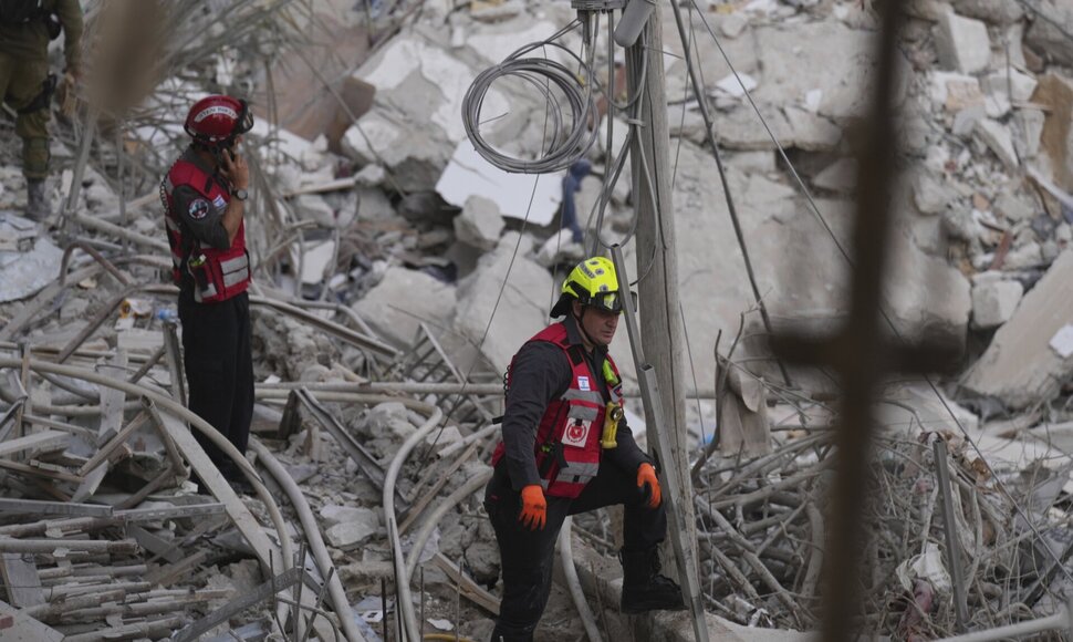 Ariel Schalit / AP