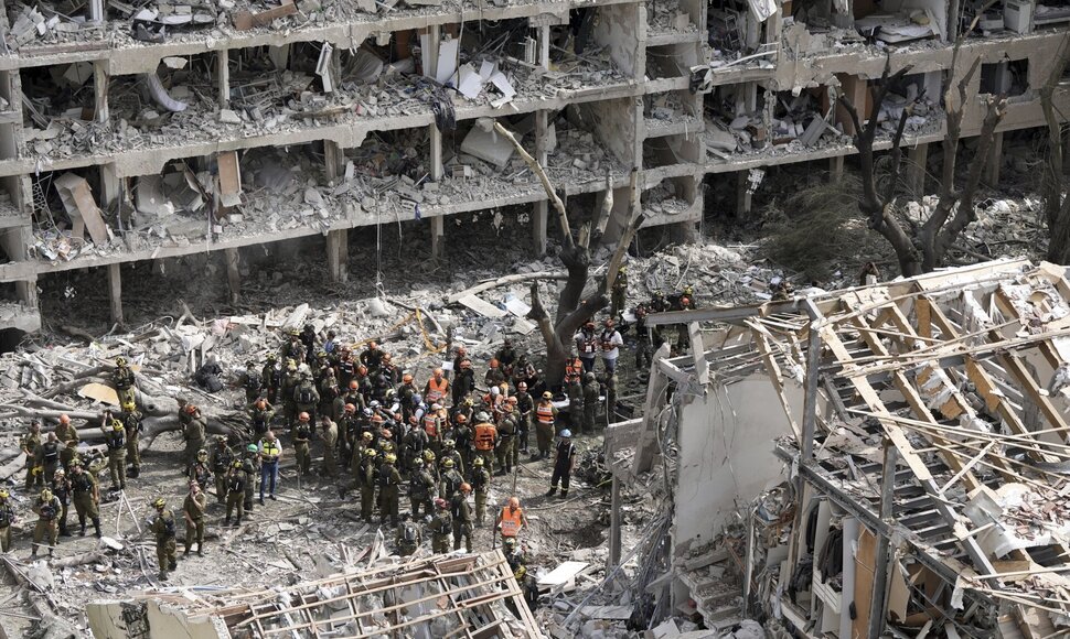 Oded Balilty / AP