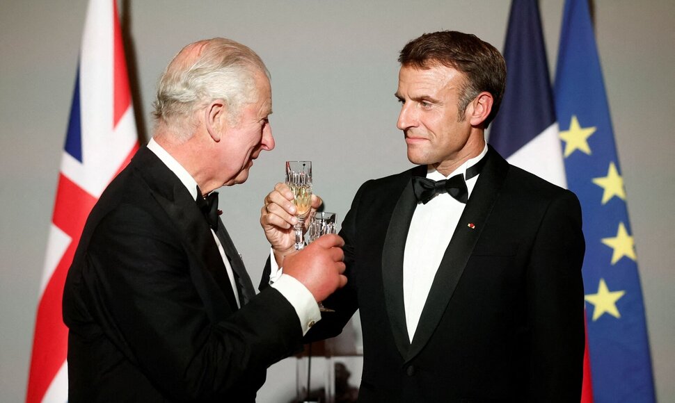 Charlesas III su Emmanueliu Macronu / BENOIT TESSIER / AFP
