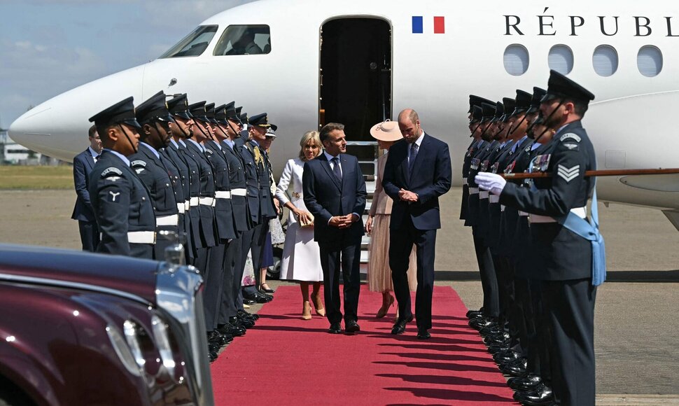 Emmanuelis Macronas Britanijoje / JUSTIN TALLIS / AFP