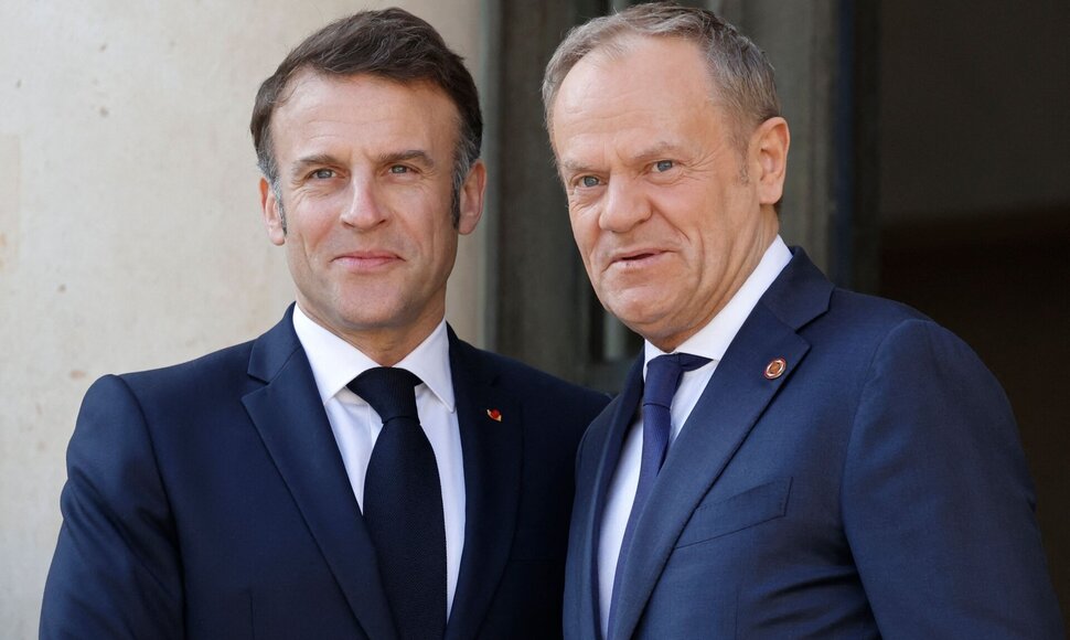 Emmanuelis Macronas ir Donaldas Tuskas / LUDOVIC MARIN / AFP
