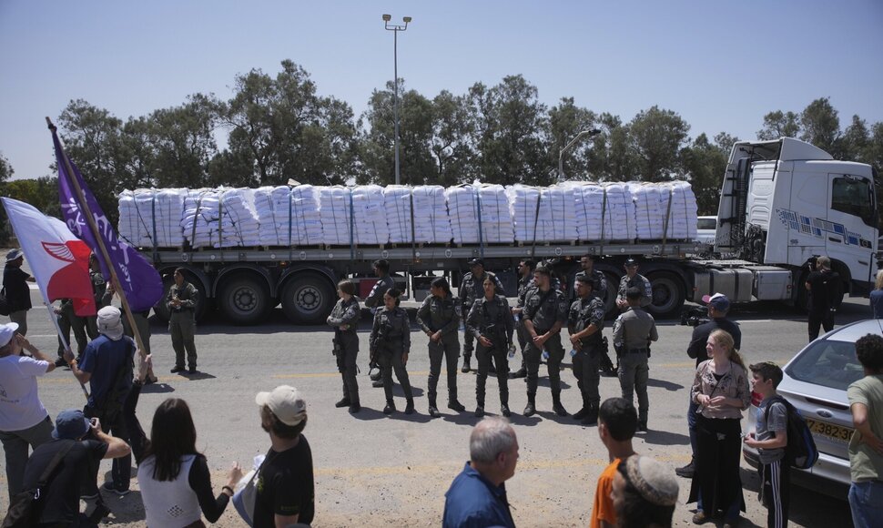 Ohad Zwigenberg / AP