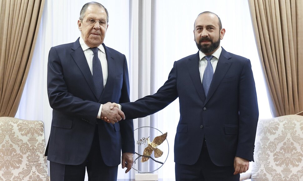 Sergejus Lavrovas ir Araratas Mirzojanas / / AP