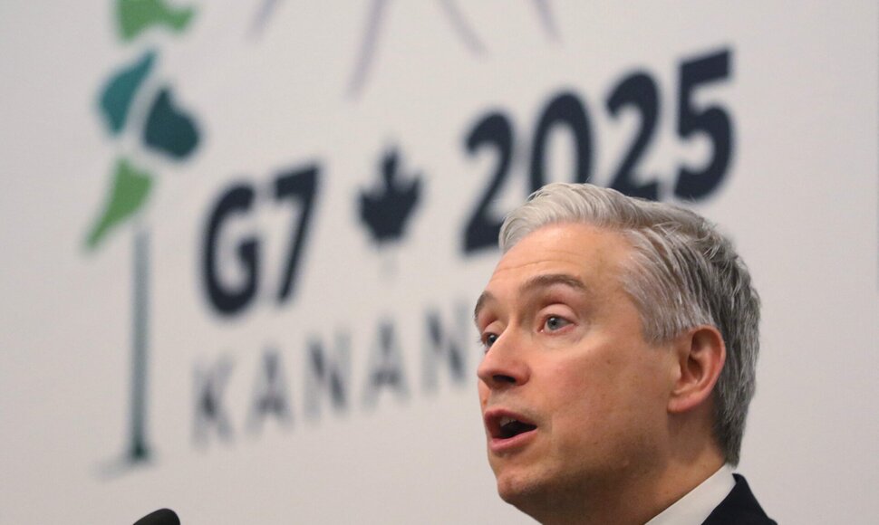 Francois-Philippe'as Champagne G-7 konferencijoje / DAVE CHIDLEY / AFP