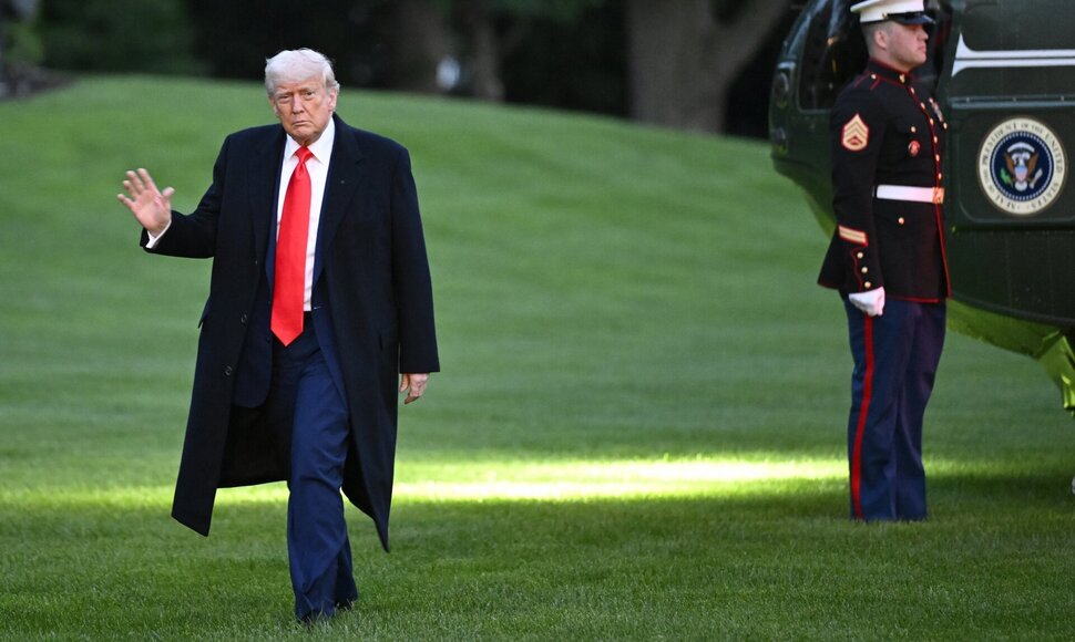 John McDonnell / AP