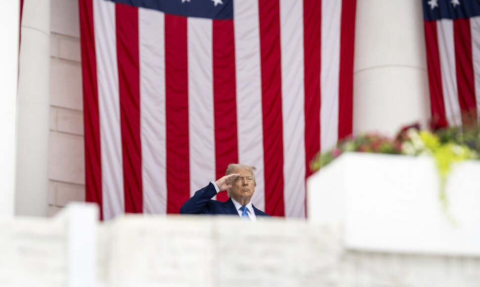 Daniel Torok/White House / ZUMAPRESS.com
