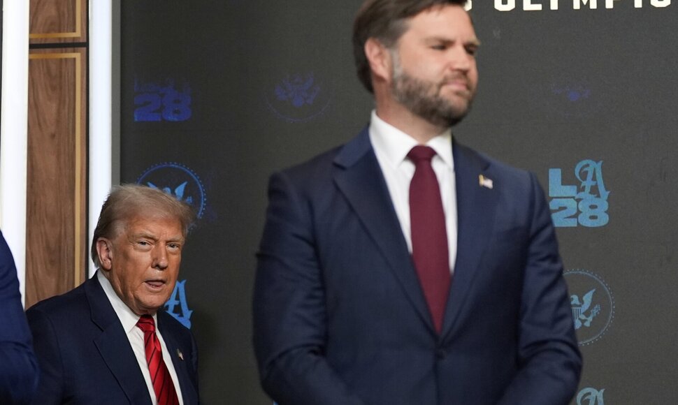 Donaldas Trumpas ir J. D. Vance'as / Alex Brandon / AP