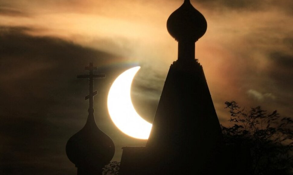 Pavel Mikheyev / REUTERS