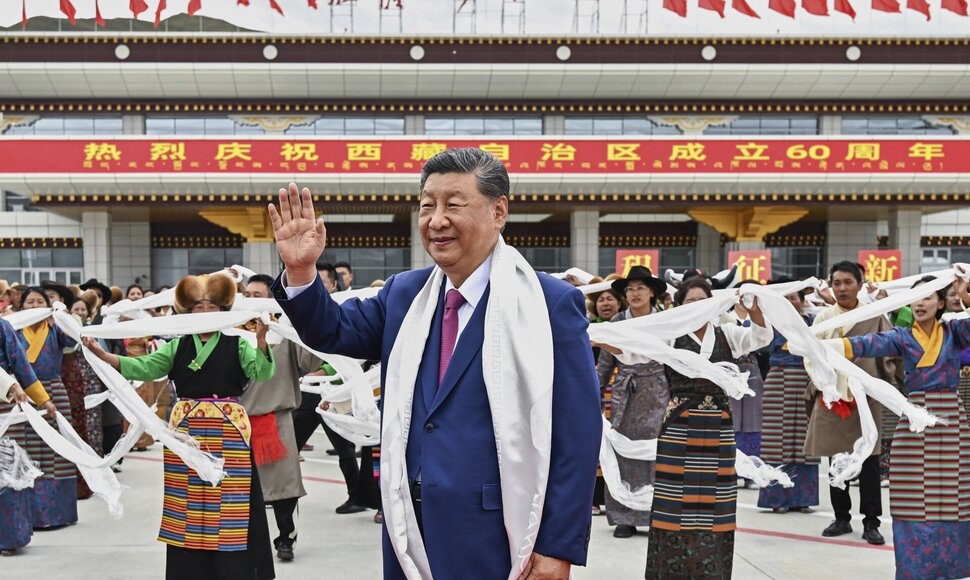 Xi Jinpingas Tibete / / AP