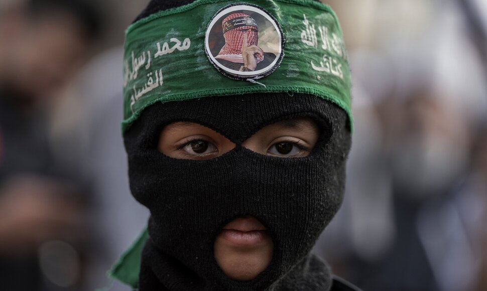 Kaukėtas palestiniečių grupuotės narys / / AP