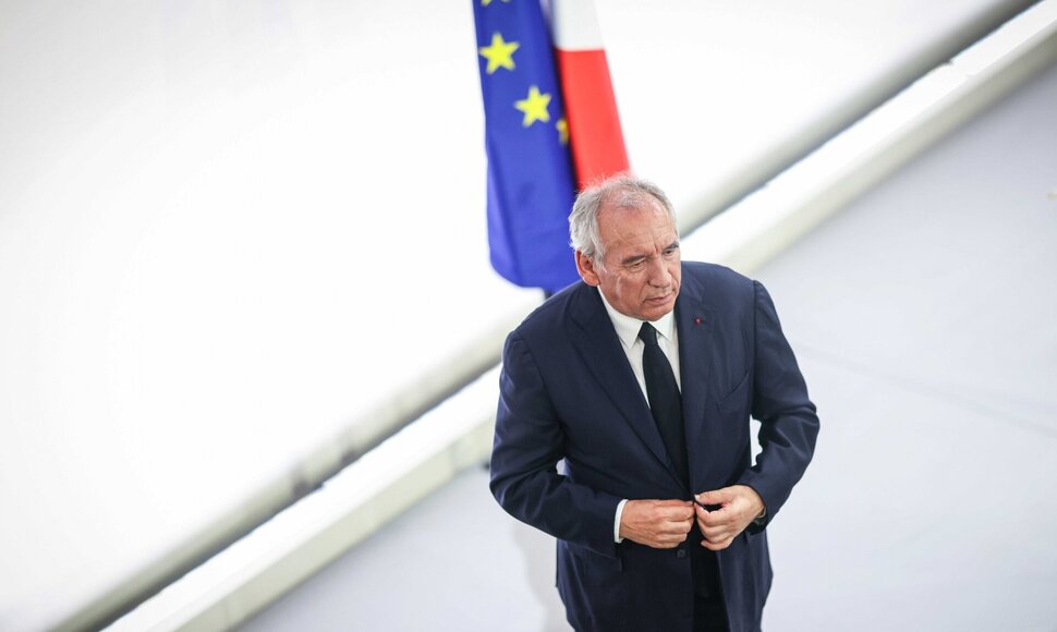 Francois Bayrou / Sebastien Toubon / ZUMAPRESS.com
