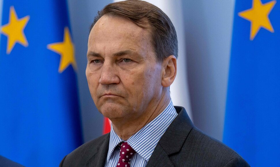 R. Sikorski / WOJTEK RADWANSKI / AFP