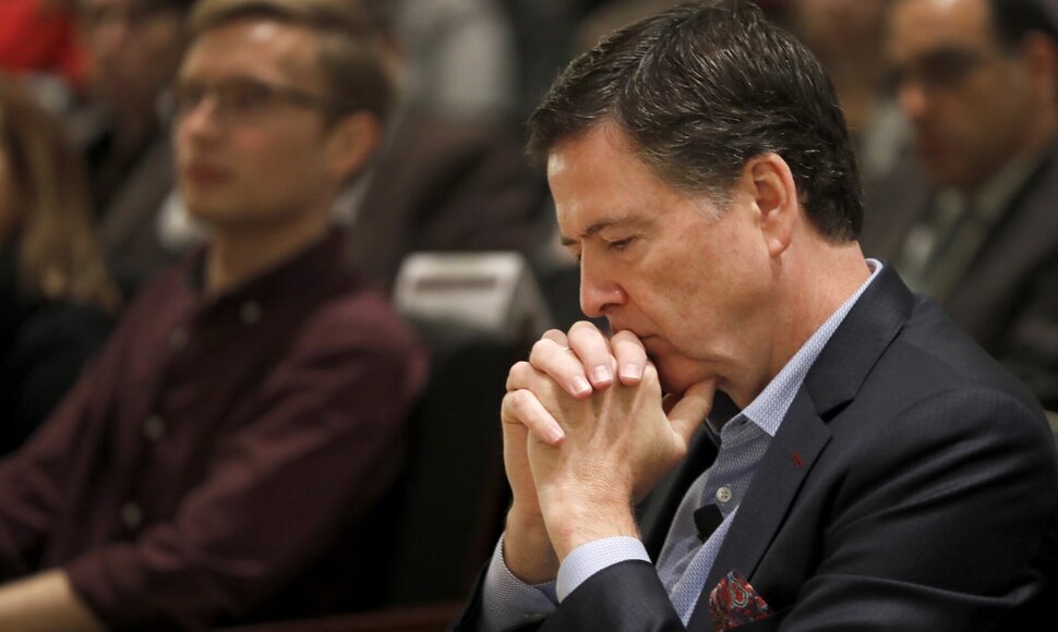J. Comey / / AP