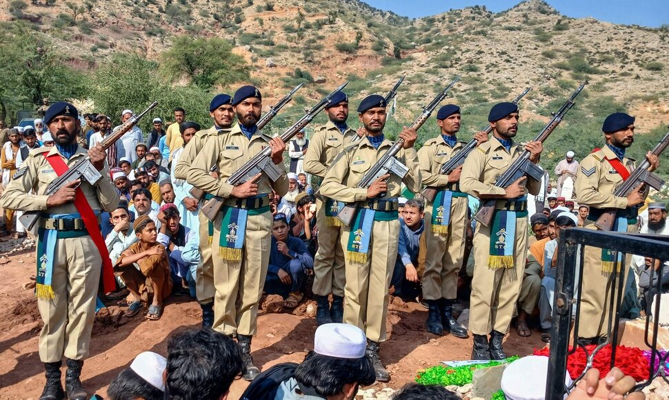 Pakistano kariai / SYED BASIT / AFP