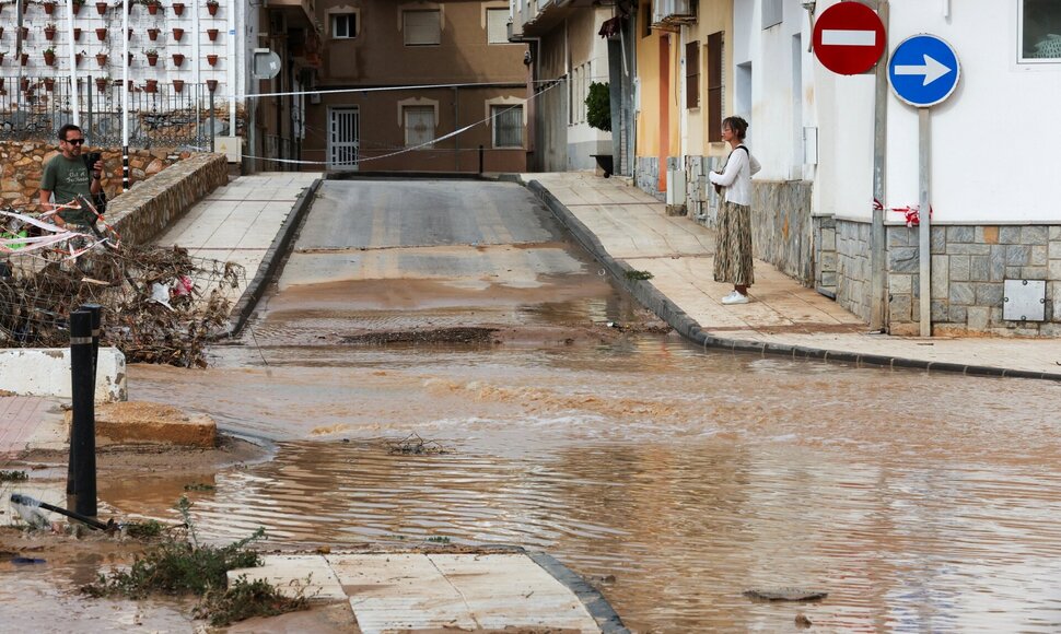 Potvynio vaizdas Valencijoje / Eva Manez / REUTERS