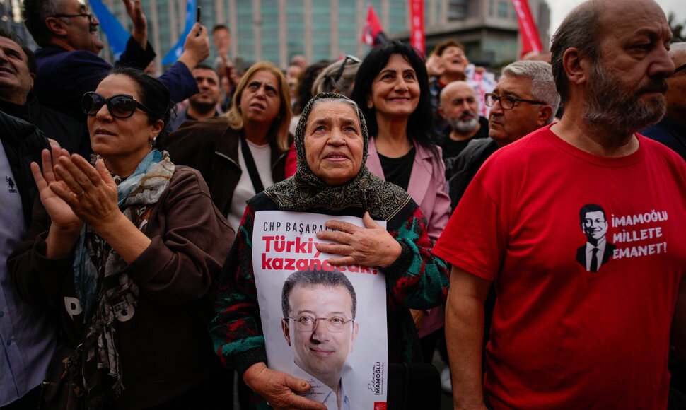 Protestas už Ekremą Imamoglu /  / AP