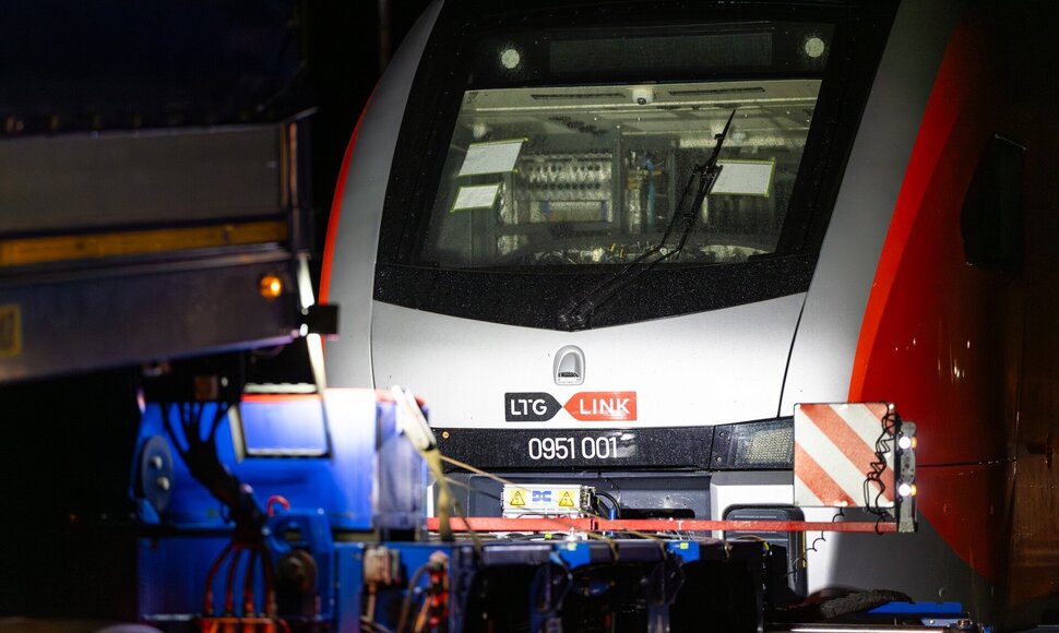Pirmasis naujas &bdquo;Stadler&ldquo; elektrinis traukinys / LTG nuotr.
