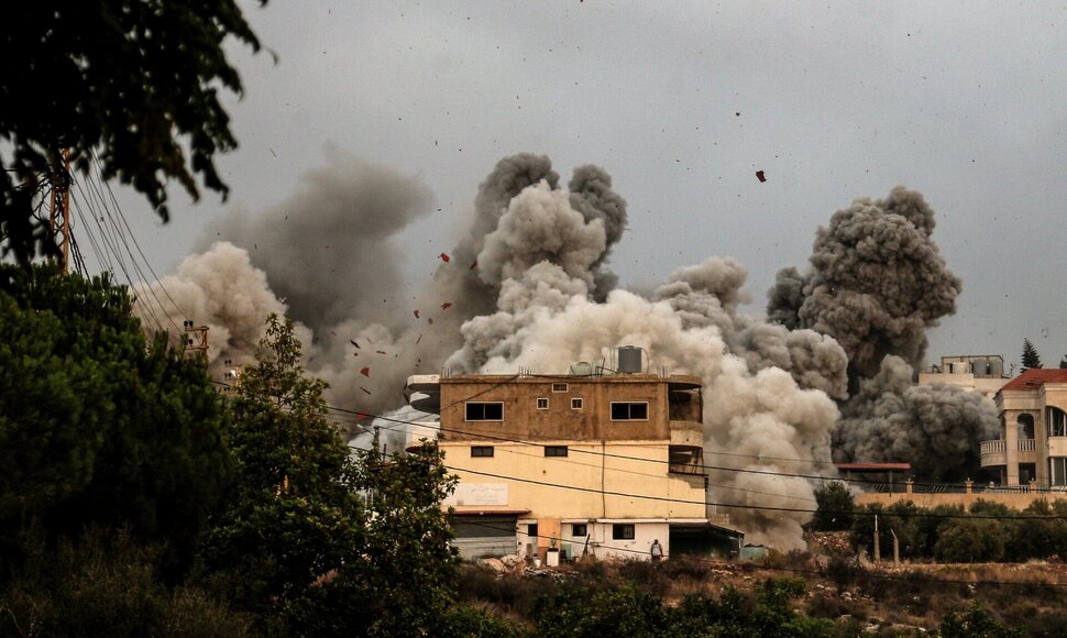 Smūgiai Libane / Marwan Naamani / dpa/picture-alliance