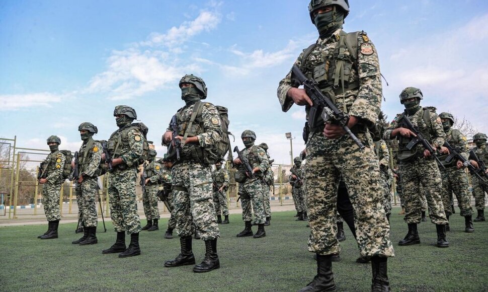 Irano kariuomenė / Iranian Army Office / ZUMAPRESS.com