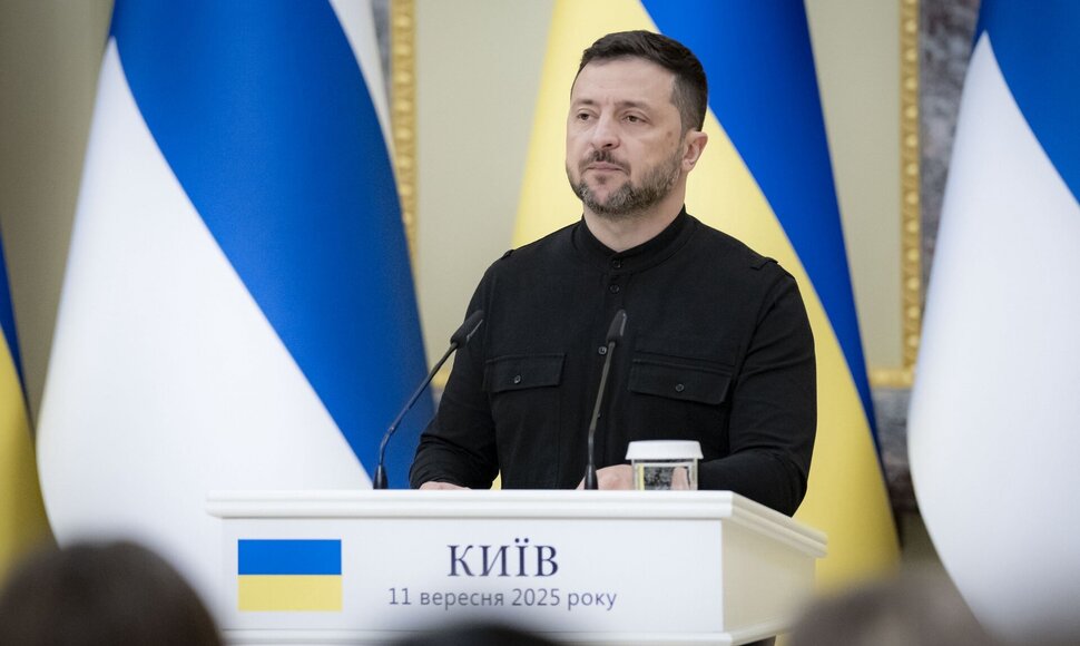 Volodymyras Zelenskis / Ukraine Presidency/Ukrainian Pre / ZUMAPRESS.com