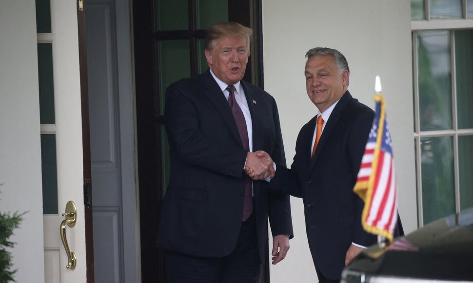 Donaldas Trumpas ir Viktoras Orbanas / Leah Millis / REUTERS