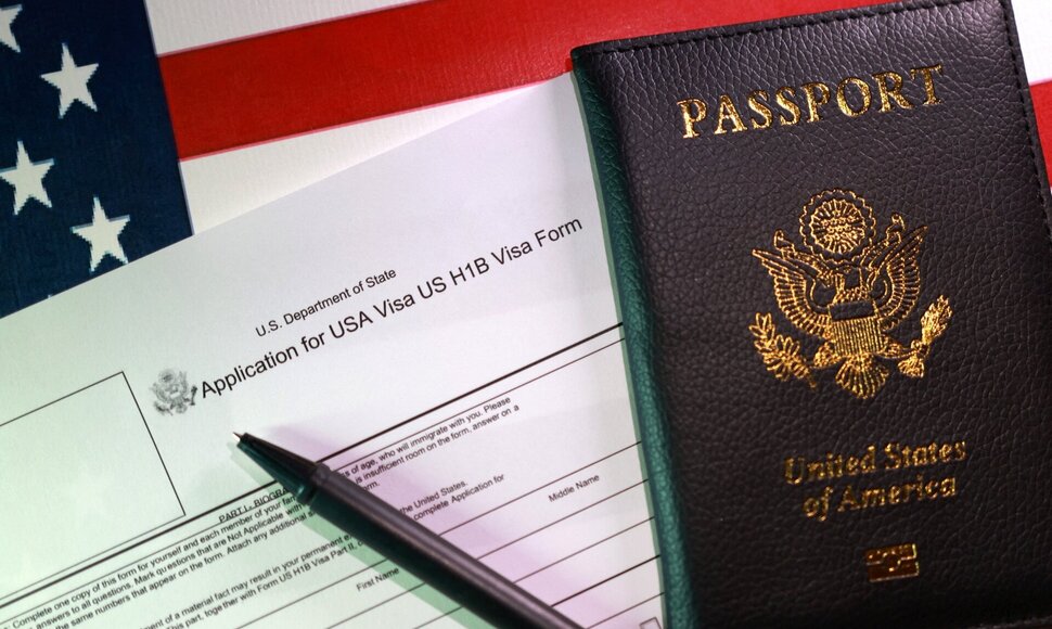 H-1B darbo viza / Dado Ruvic / REUTERS