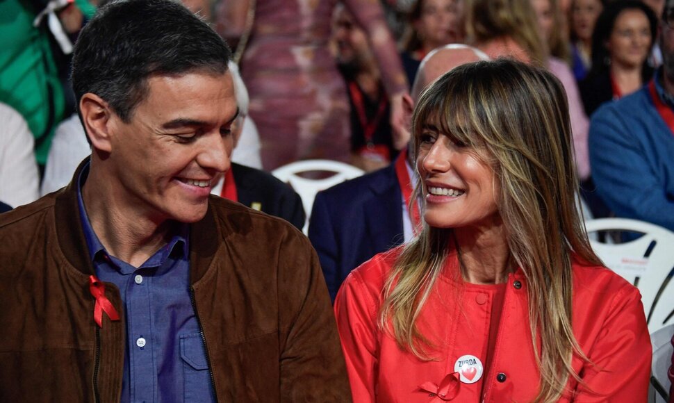 Pedro Sanchezas ir Begona Gomez / CRISTINA QUICLER / AFP