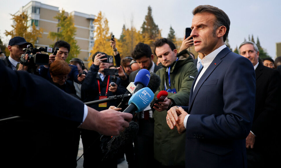 Emmanuelis Macronas / SARAH MEYSSONNIER / AFP