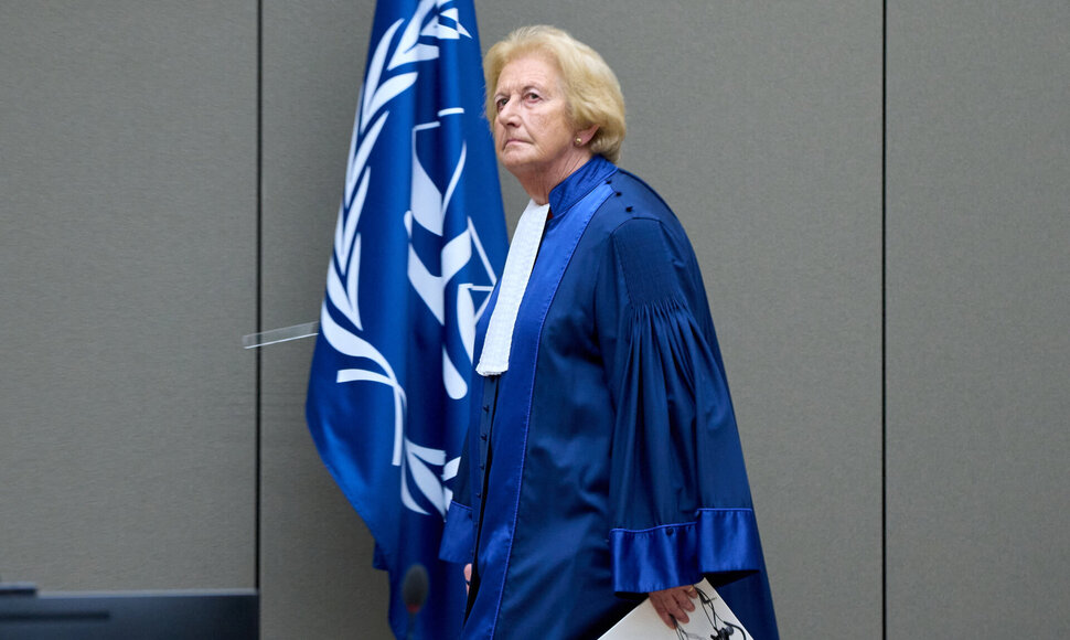 TBT / Peter Dejong / via REUTERS