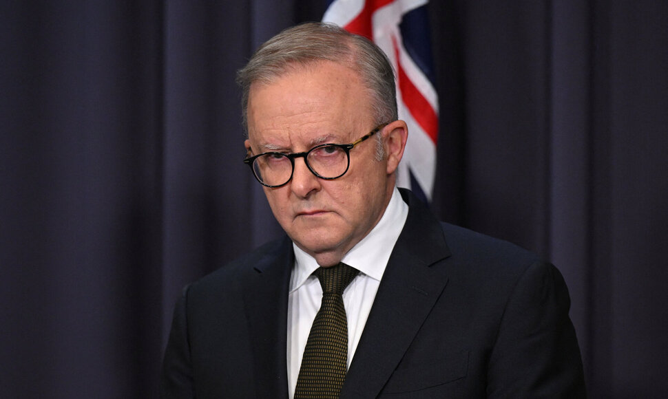 Anthony Albanese / LUKAS COCH / via REUTERS