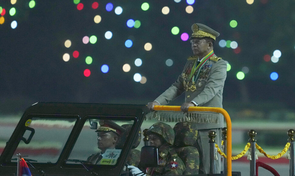 Mianmaro karinės vyriausybės vadovas generolas Min Aung Hlaingas / / AP