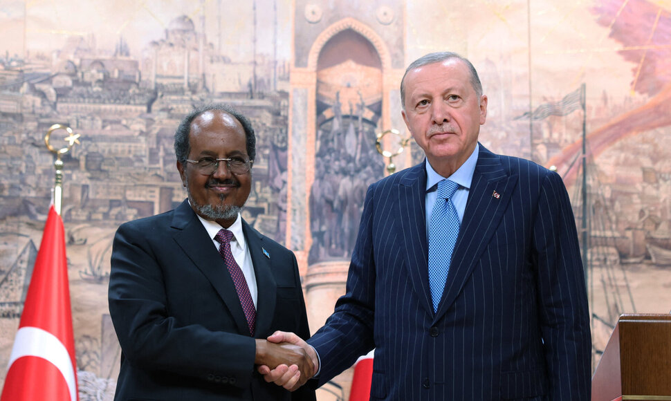 Recepas Tayyipas Erdoganas su Somalio prezidentu / HANDOUT / AFP