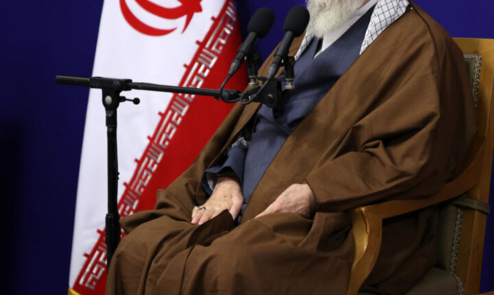 Ajatola Ali Khamenei / Iranian Supreme Leader'S Office / ZUMAPRESS.com