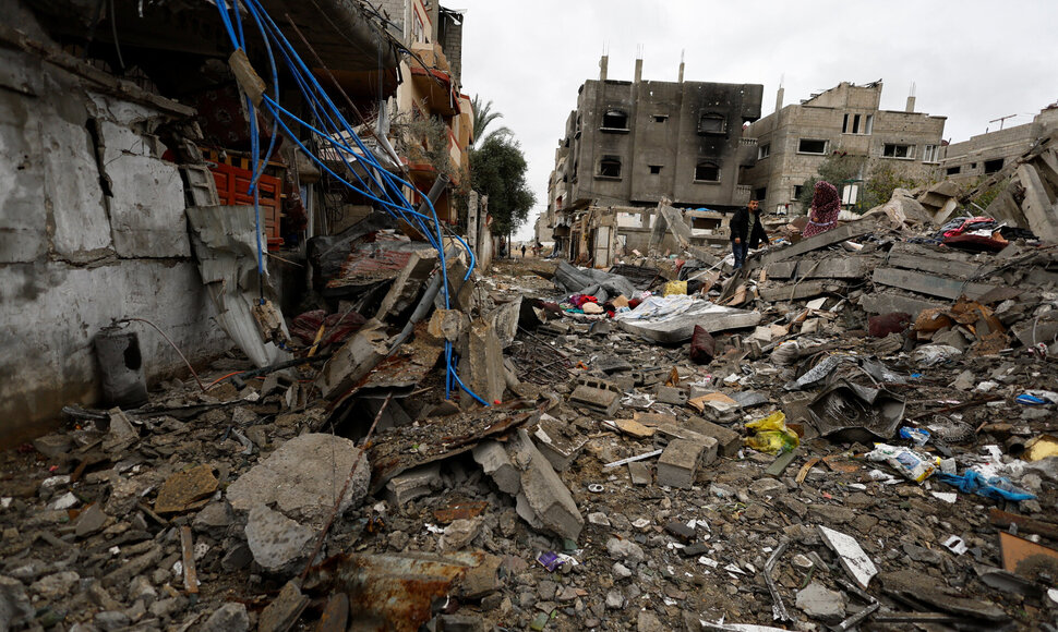 Mahmoud Issa / REUTERS