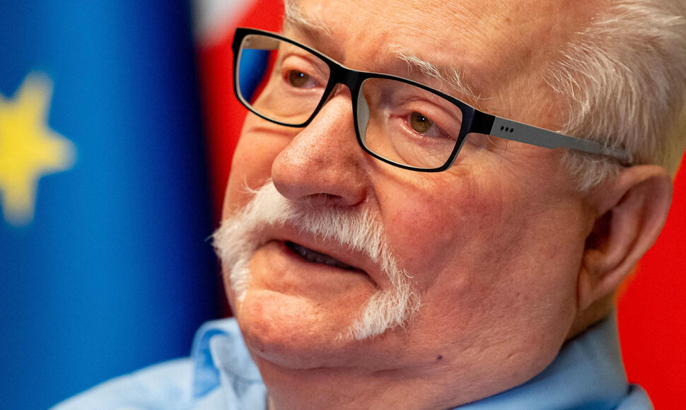 Lechas Walesa / MATEUSZ SLODKOWSKI / AFP