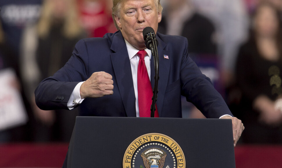 Donaldas Trumpas / Brian Cahn / ZUMAPRESS.com