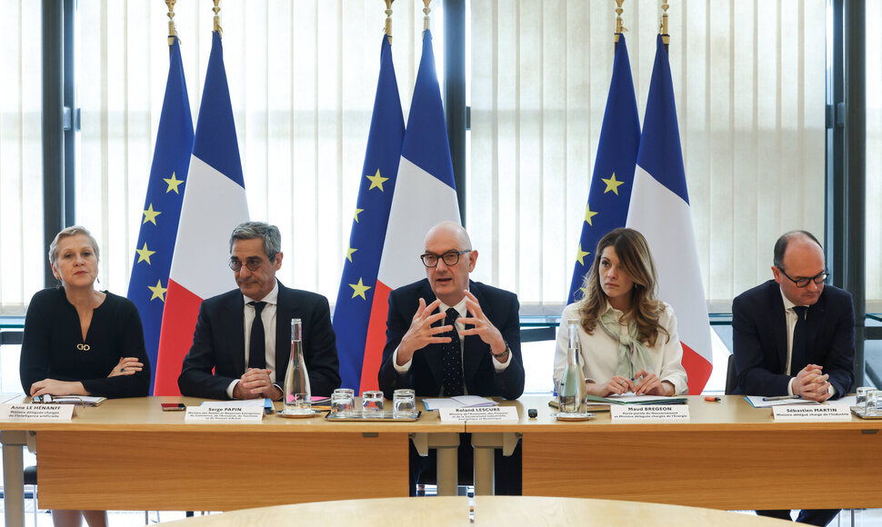 Prancūzijos delegacija derybose / Romuald Meigneux/SIPA / Romuald Meigneux/SIPA