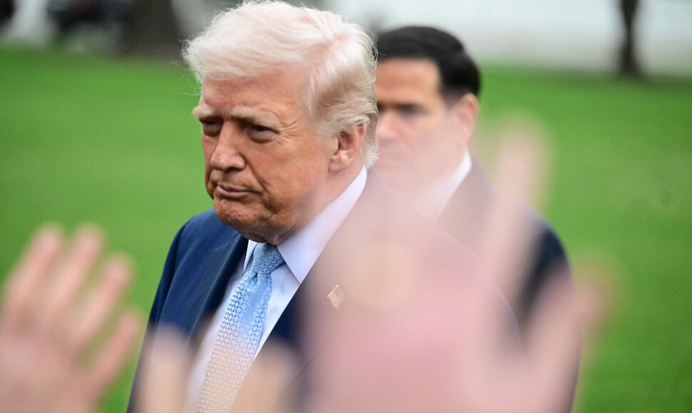 Donaldas Trumpas / Kyle Mazza