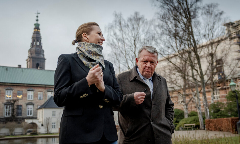 Mette Frederiksen ir Larsas Lokke Rasmussenas / Mads Claus Rasmussen / via REUTERS