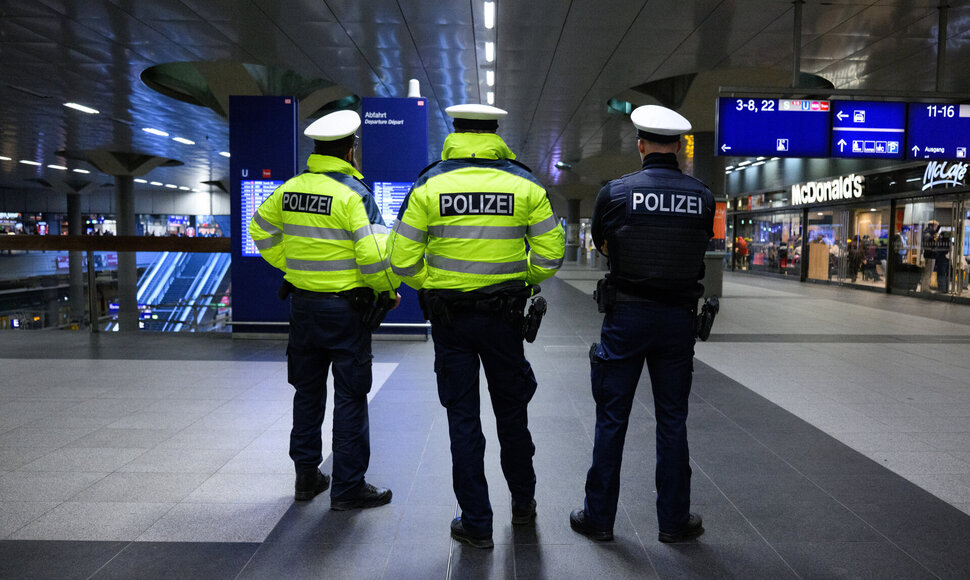Vokiečių policija Berlyne / Bernd von Jutrczenka / dpa/picture-alliance