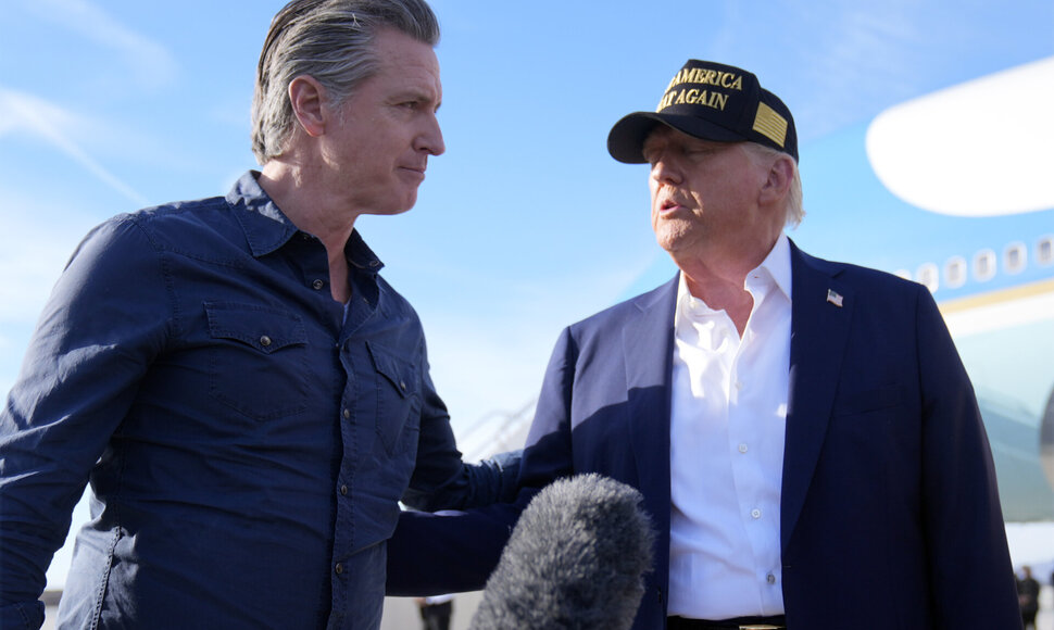 G. Newsomas ir D. Trumpas / / AP