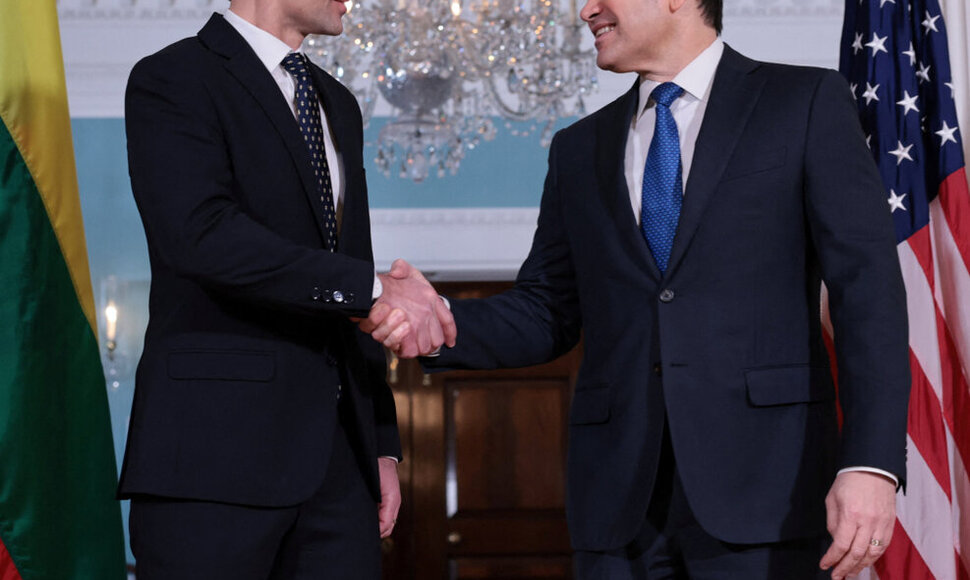 Užsienio reikalų ministras Kęstutis Budrys ir JAV valstybės sekretorius Marco Rubio / Jonathan Ernst / REUTERS
