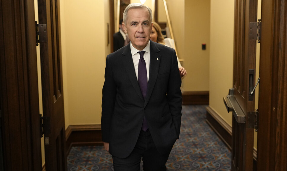 Markas Carney / Adrian Wyld / ZUMAPRESS.com