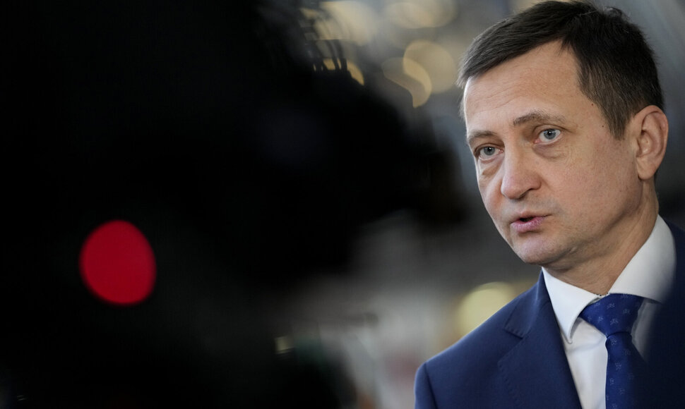 Armandas Krauzė / / AP