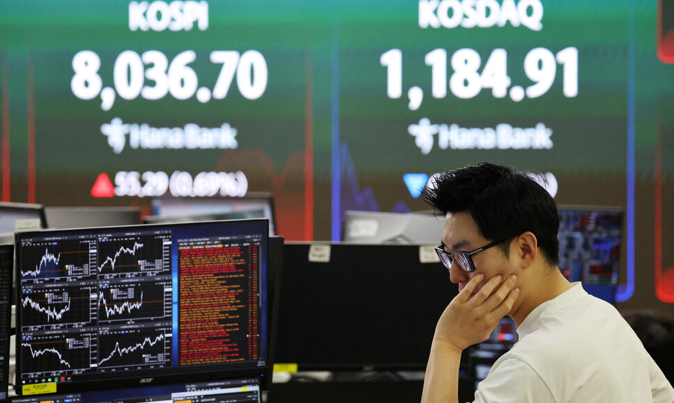Kim Hong-Ji / REUTERS