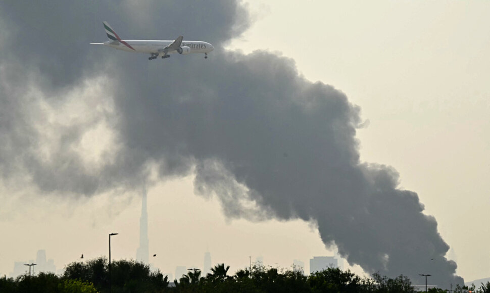 Abu Dabis / STR / AFP