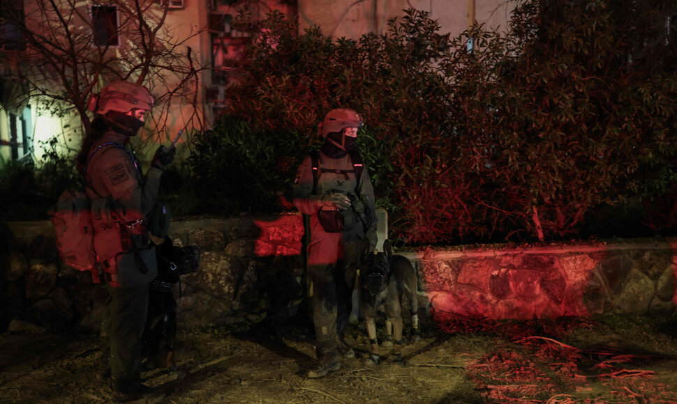Izraelio kariai naktį / ILIA YEFIMOVICH / AFP